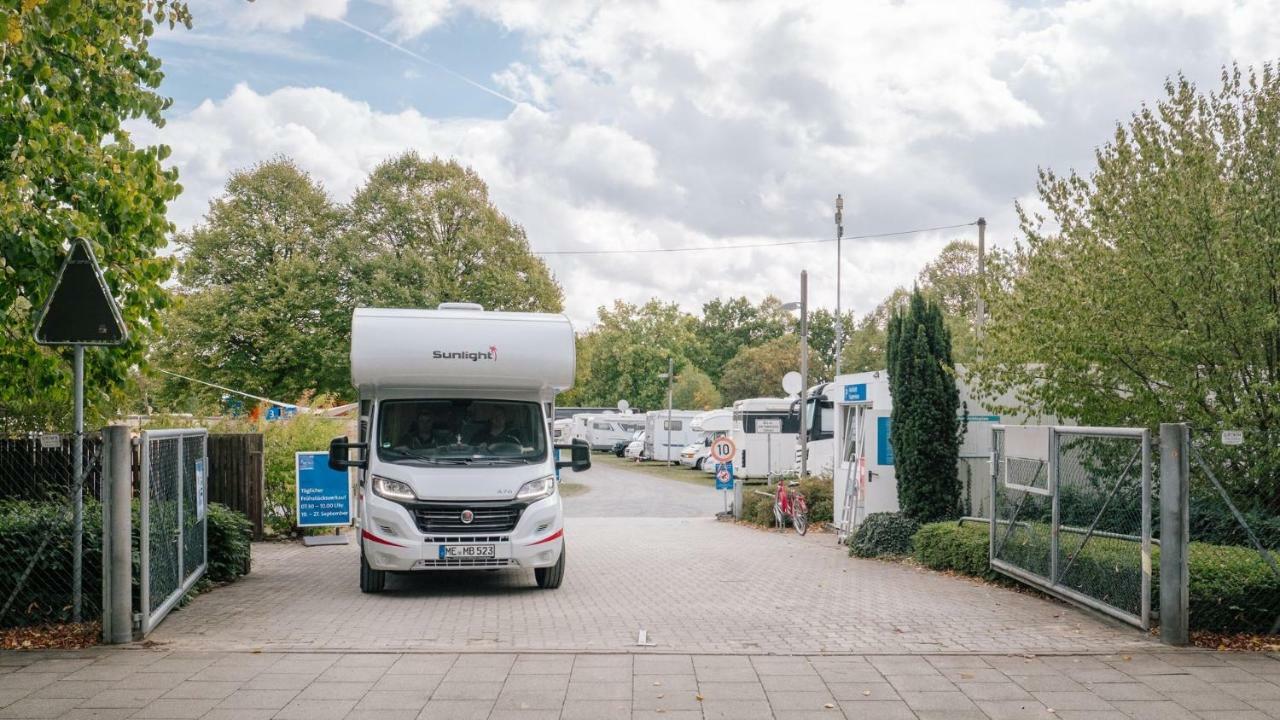 Hannover Messe Camp エクステリア 写真